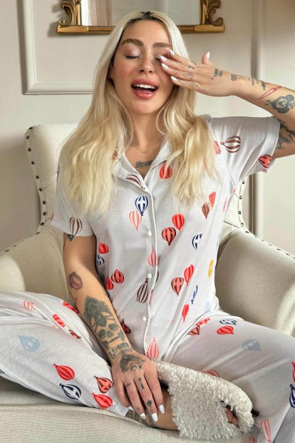 Ballon Desenli Kısa Kol Önden Düğmeli Kadın Pijama Takımı - Pijamaevi
