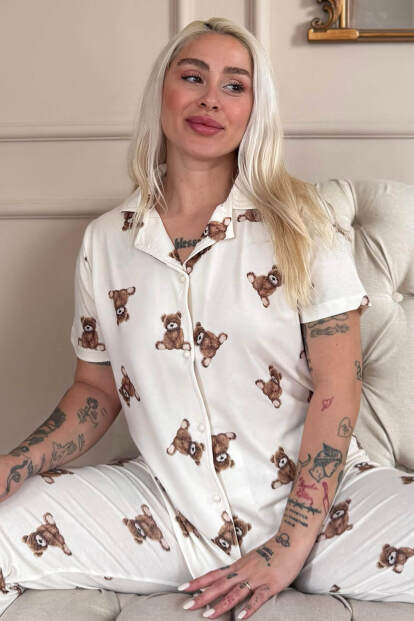 Beige Teddy Desenli Bambu Önden Düğmeli Kısa Kol Pijama Takımı - Pijamaevi