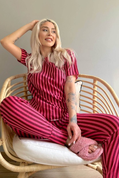 Bordo Linie Baskılı Kısa Kollu Kadın Pijama Takımı - Pijamaevi