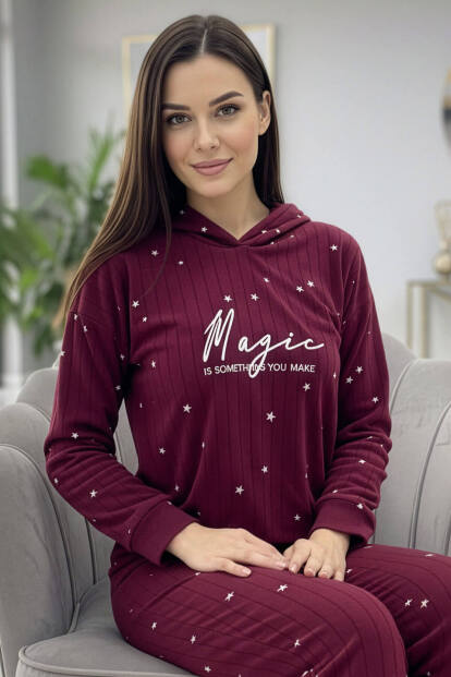 Bordo Magic Desenli Kapşonlu Peluş Polar Pijama Takımı - Pijamaevi
