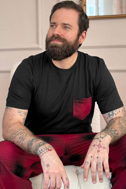 Bordo Siyah Ekose Cep Detay Kısa Kollu Erkek Pijama Takımı - Pijamaevi