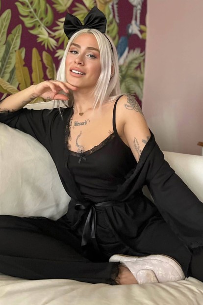 Dark Black Desenli Sabahlıklı Pegasus Pijama Takımı - Pijamaevi