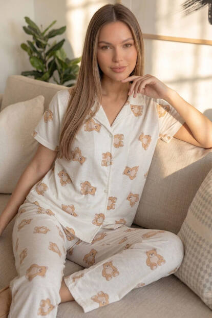 Doux Bear Desenli Bambu Önden Düğmeli Kısa Kol Pijama Takımı - Pijamaevi (1)
