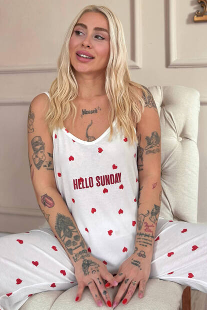 Kırmızı Kalp Baskılı Ip Askılı Örme Kadın Pijama Takımı - Pijamaevi