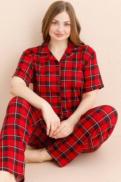 Kırmızı Scottish Charm Desenli Bambu Önden Düğmeli Kısa Kol Büyük Beden Battal Pijama Takımı - Pijamaevi