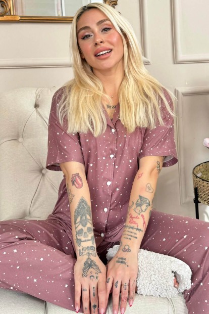 Koyu Pembe Mini Yıldız Desenli Bambu Önden Düğmeli Kısa Kol Pijama Takımı - Pijamaevi