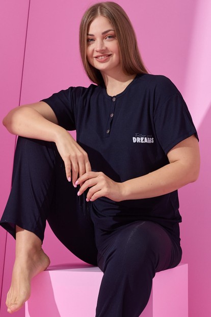 Lacivert Dreams Baskılı Kısa Kollu Büyük Beden Battal Pijama - Pijamaevi