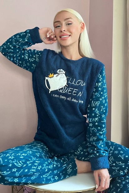 Lacivert Pillow Desenli Kadın Peluş Pijama Takımı - Pijamaevi