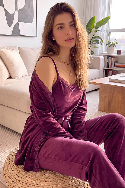 Mürdüm Garnet Exclusive Kadife Sabahlıklı Kadın Pijama Takımı  - Pijamaevi
