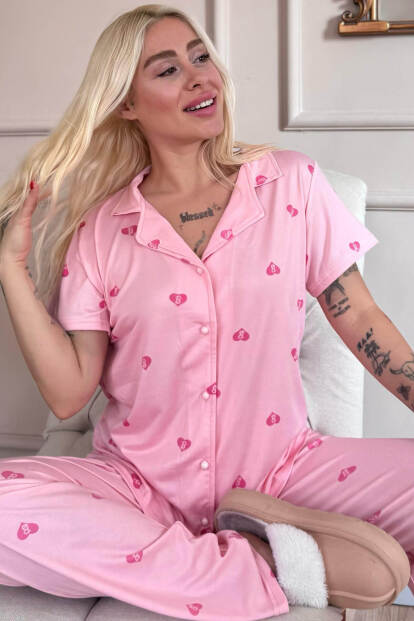 Pembe B Desenli Bambu Önden Düğmeli Kısa Kol Pijama Takımı - Pijamaevi