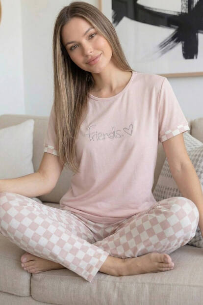 Pembe Friends Desenli Bambu Kısa Kol Kadın Pijama Takımı - Pijamaevi