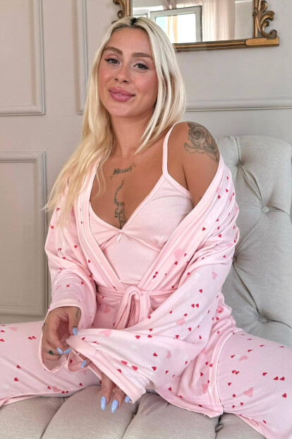 Pembe Kalp Desenli Termal Sabahlıklı Kadın Pijama Takımı - Pijamaevi