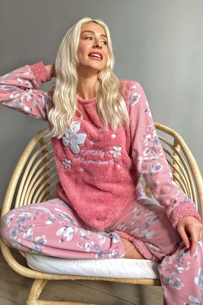 Pembe Yaprak Desenli Kadın Peluş Pijama Takımı - Pijamaevi