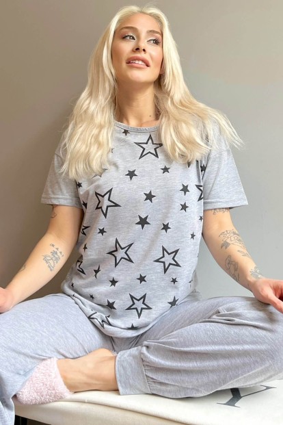 Siyah Yıldız Baskılı Kısa Kollu Kadın Pijama Takımı - Pijamaevi