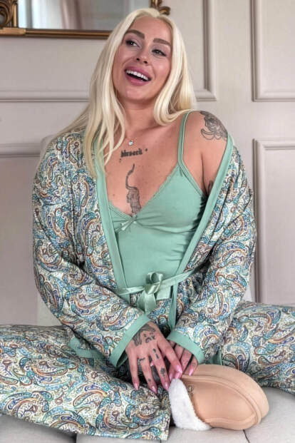 Yeşil Sarı Paisley Exclusive Örme Sabahlıklı Kadın Pijama Takım - Pijamaevi